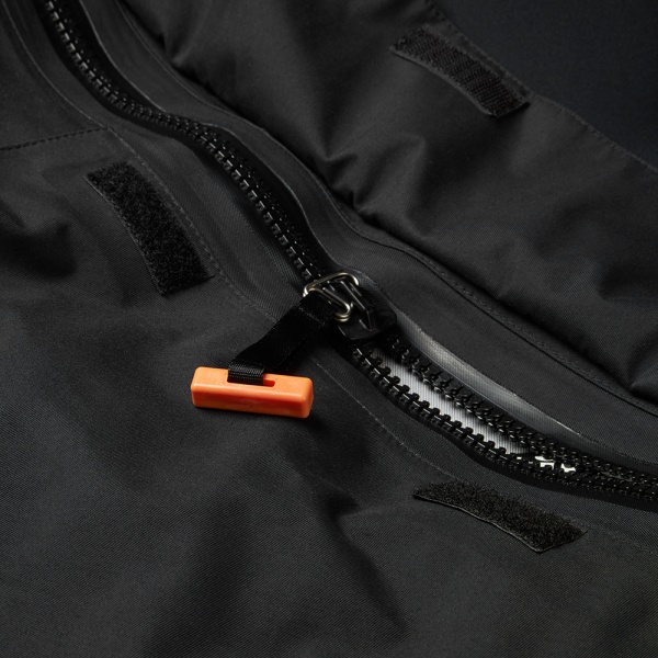 Junior_Pro_Drysuit_4806J_Black_Detail.jpg