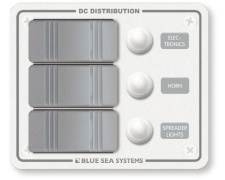 Blue Sea Systems Panel H2O 12VDC CLB 3pos V (replaces 8274B-BSS)