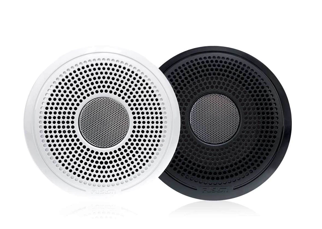 XS-F40CWB,Fusion,4.0" Spk,w/o LED,Classic Wht & Blk