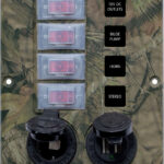 Blue Sea Systems paneel SWITCH H2O CB 4POS SCKT & USB CAMO