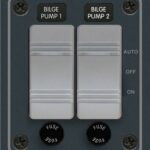 „Blue Sea Systems“ skydelis 12/24VDC triukšmo siurblys 2 horizontalios eigos