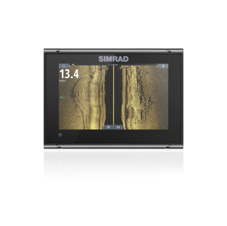 Simrad Yachting GO7 XSR - koos Active Imaging 3-in-1 Transducer anduriga