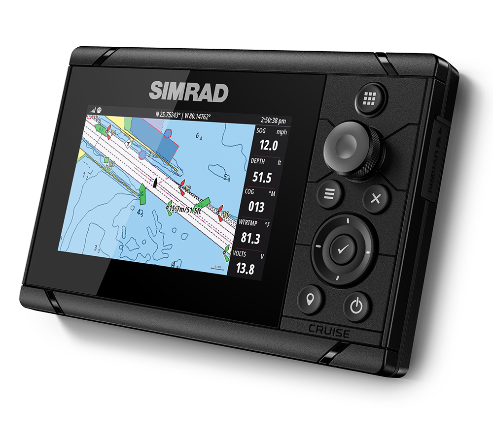Simrad Yachting Cruise-5 w/ World Basemap and 83/200kHz Transducer